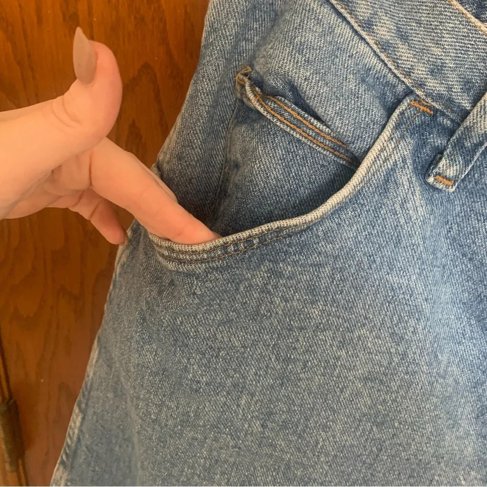 Men’s Wrangler Original Hero Denim Shorts - Picture 2 of 7